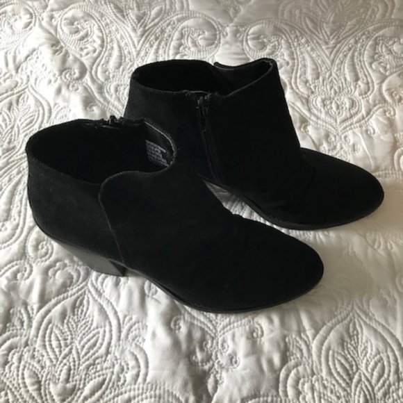 Esprit Black Suede Ankle Bootie - Picture 8 of 9